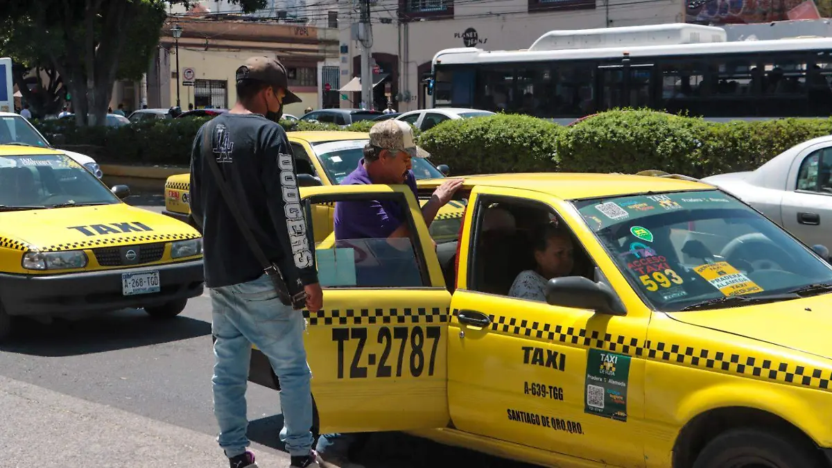 280423_TAXIS DE RUTA_LA PRADERA_IS-10